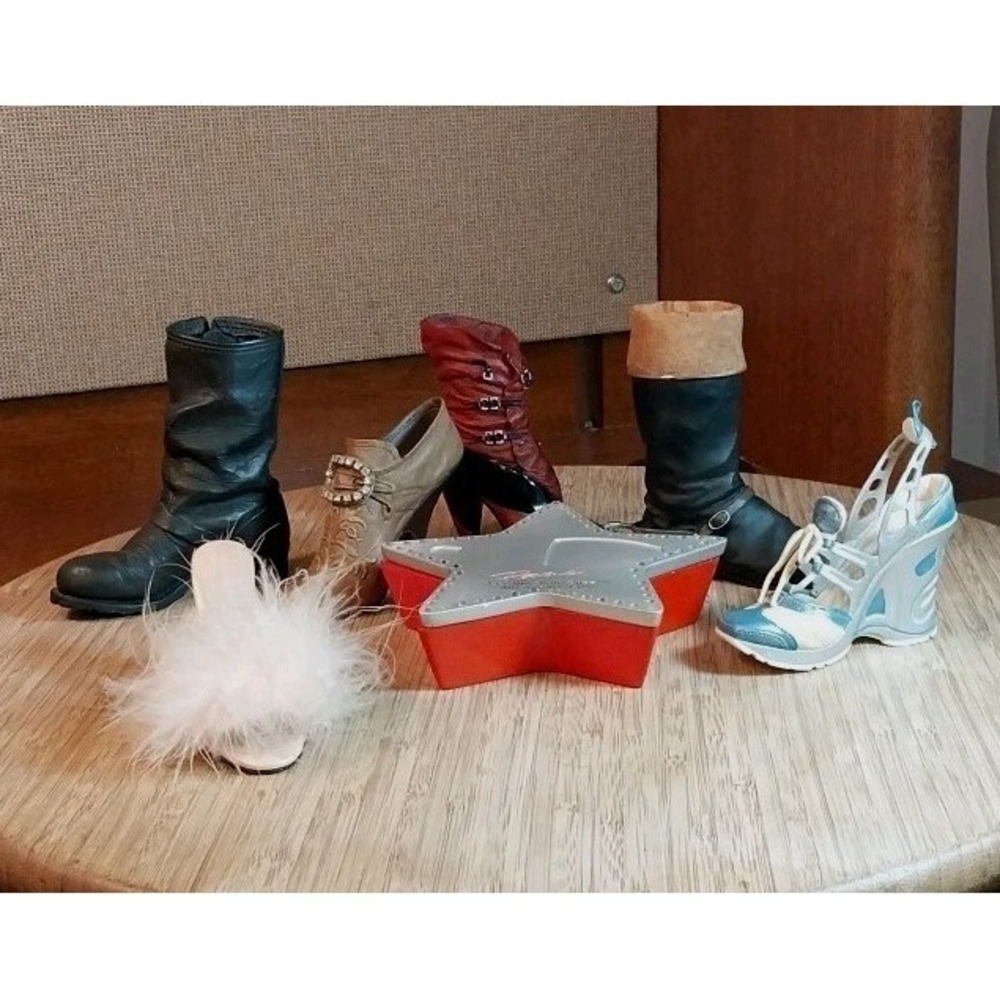 Just The Right Shoe By Raine Lot Of 6 Collector Shoes  & 2003 Trinket Box READ - Picture 2 of 16